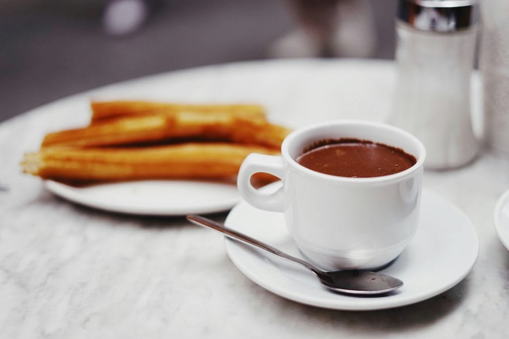 churros y chocolate